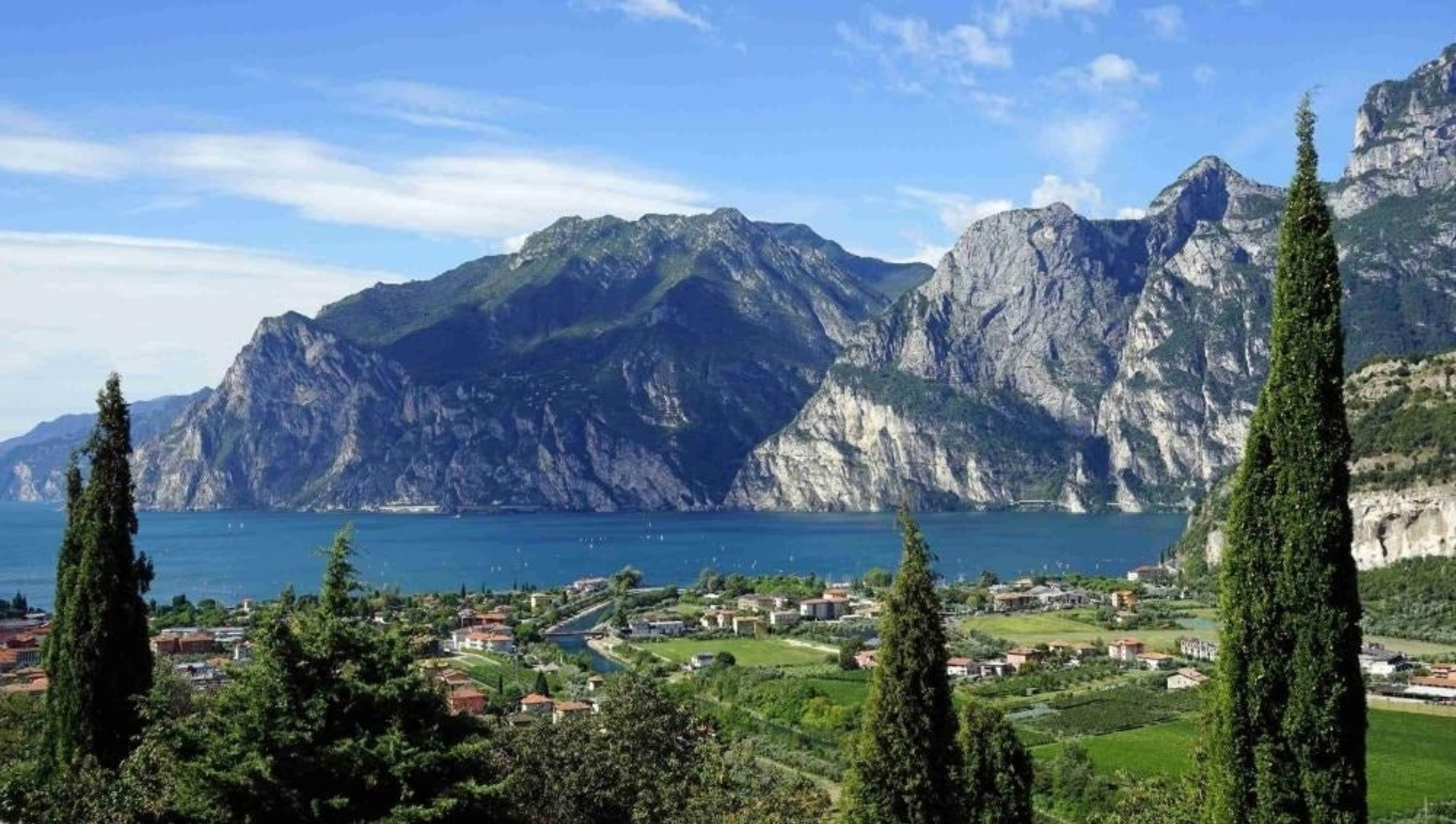 Trekking sul Lago di Garda: le migliori 10 escursioni da fare