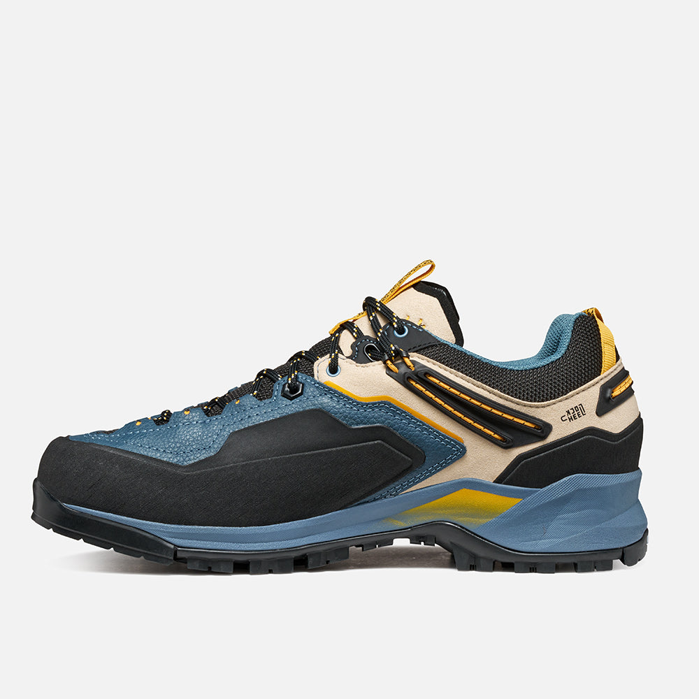 AKRON GTX®